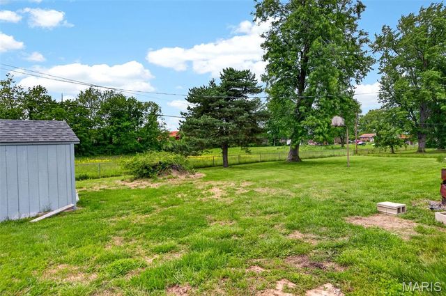 33 Cloverdale Drive, Unincorporated, MO 63304