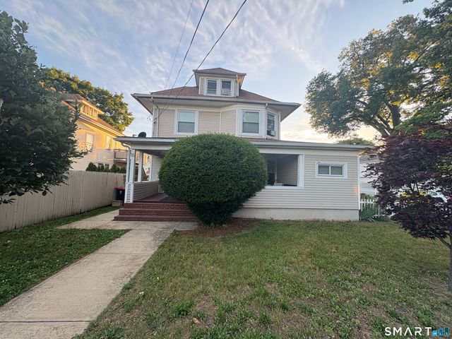 15 Edlie Avenue, Norwalk, CT 06855