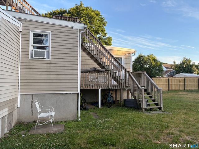 15 Edlie Avenue, Norwalk, CT 06855