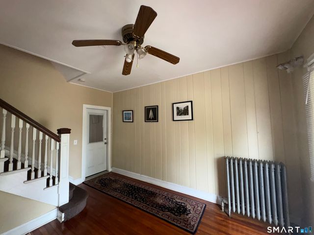 15 Edlie Avenue, Norwalk, CT 06855