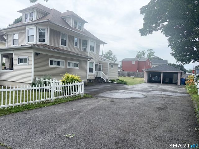 15 Edlie Avenue, Norwalk, CT 06855