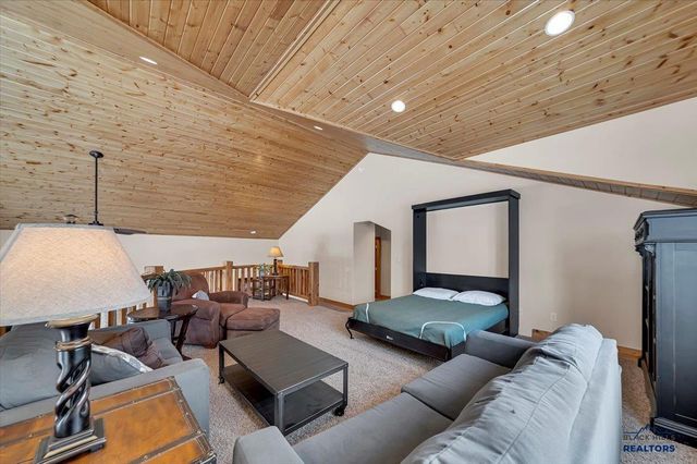 21150 STEWART SLOPE CIR, Lead, SD 57754