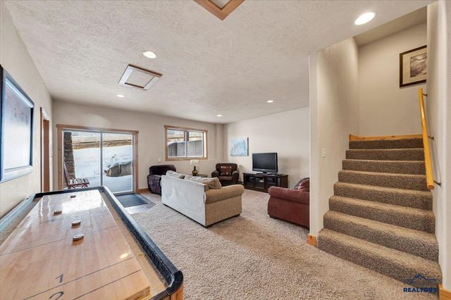 21150 STEWART SLOPE CIR, Lead, SD 57754