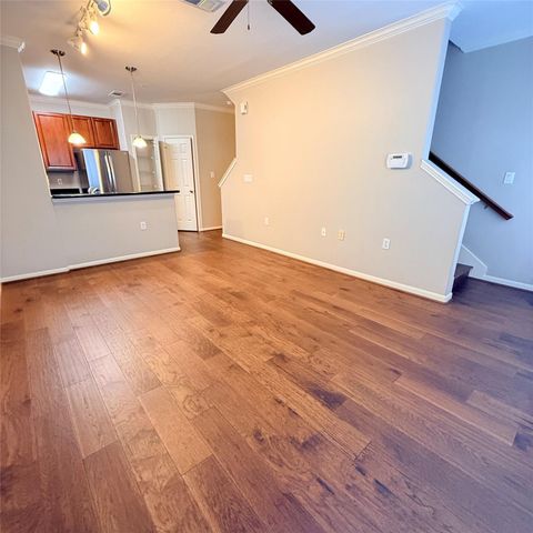 9200 Westheimer Road 304, Houston, TX 77063