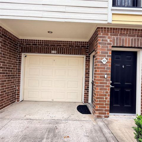 9200 Westheimer Road 304, Houston, TX 77063