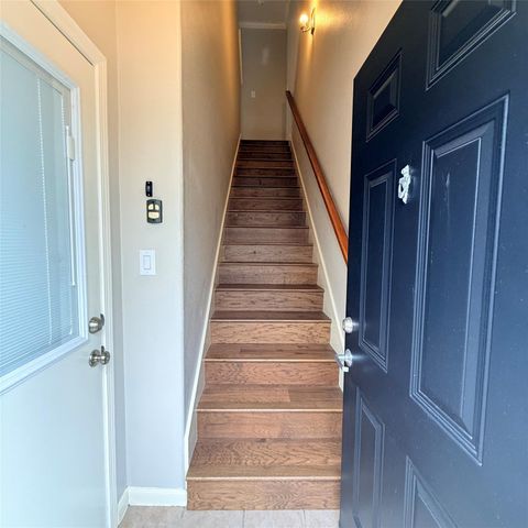 9200 Westheimer Road 304, Houston, TX 77063