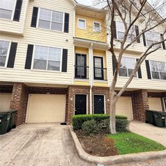 9200 Westheimer Road 304, Houston, TX 77063