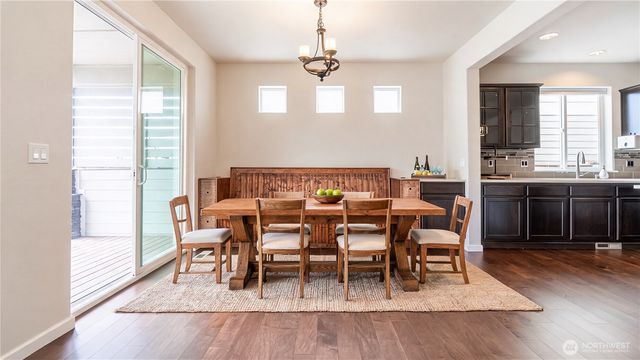 9639 6th Way SE, Lacey, WA 98513