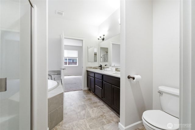 9639 6th Way SE, Lacey, WA 98513