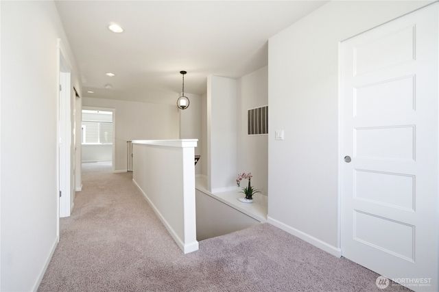9639 6th Way SE, Lacey, WA 98513