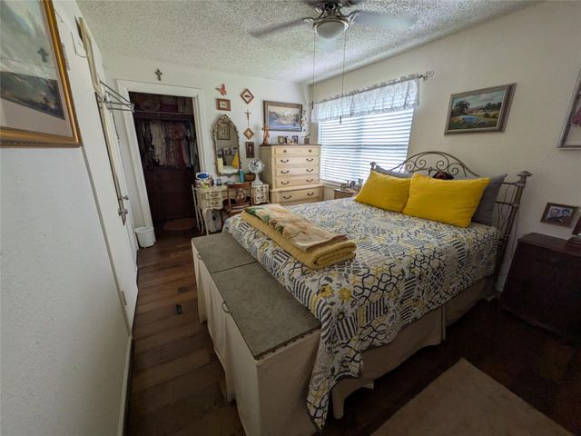 6638 Thornwall Street, Houston, TX 77092