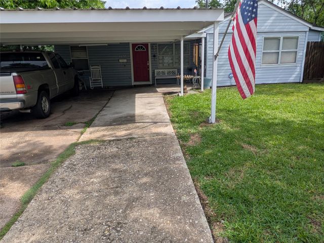 6638 Thornwall Street, Houston, TX 77092
