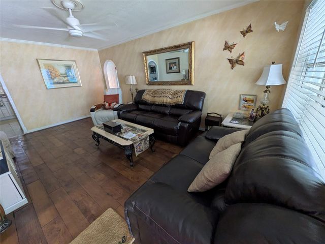 6638 Thornwall Street, Houston, TX 77092