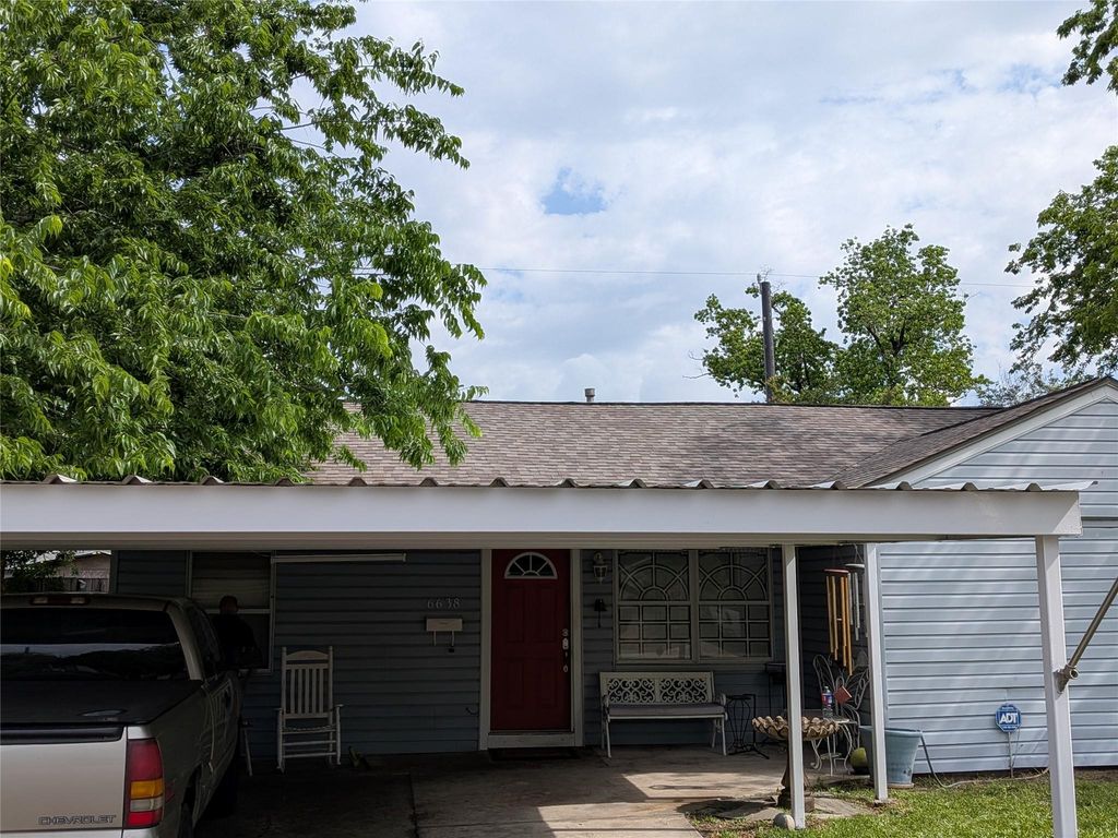 6638 Thornwall Street, Houston, TX 77092