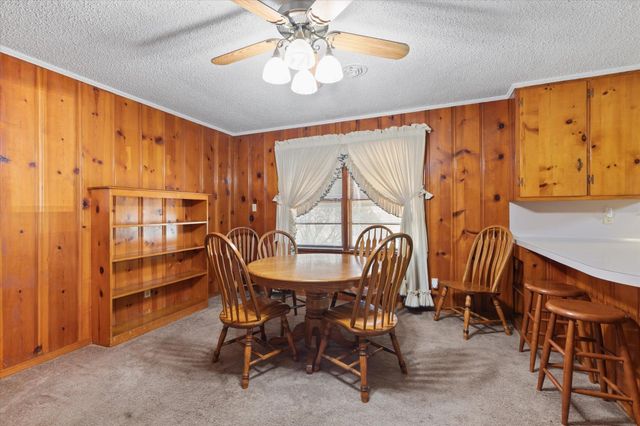 2105 Pine Tree Rd, Longview, TX 75604