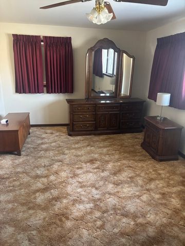 535 E 166th Place, South Holland, IL 60473