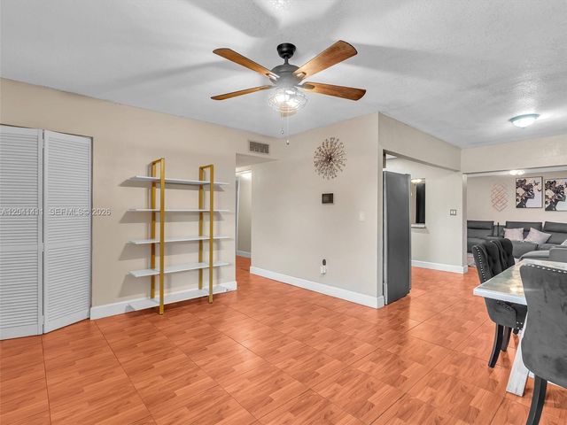 19100 NW 51st Ave, Miami Gardens, FL 33055
