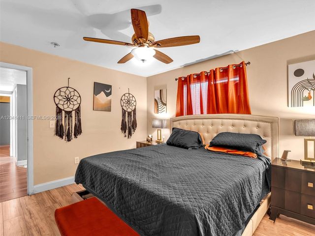 19100 NW 51st Ave, Miami Gardens, FL 33055