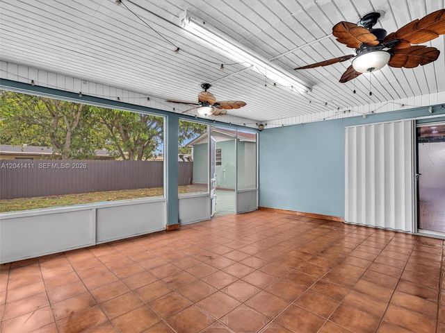 19100 NW 51st Ave, Miami Gardens, FL 33055