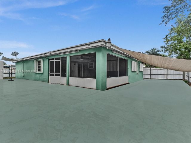 19100 NW 51st Ave, Miami Gardens, FL 33055