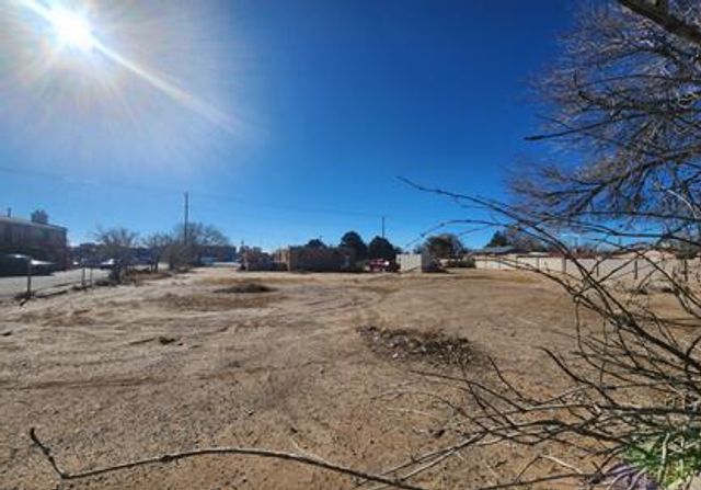 1303 Menaul Boulevard NW, Albuquerque, NM 87107