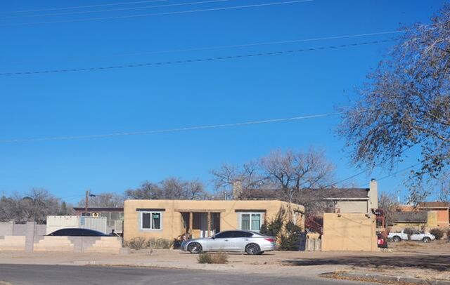 1303 Menaul Boulevard NW, Albuquerque, NM 87107