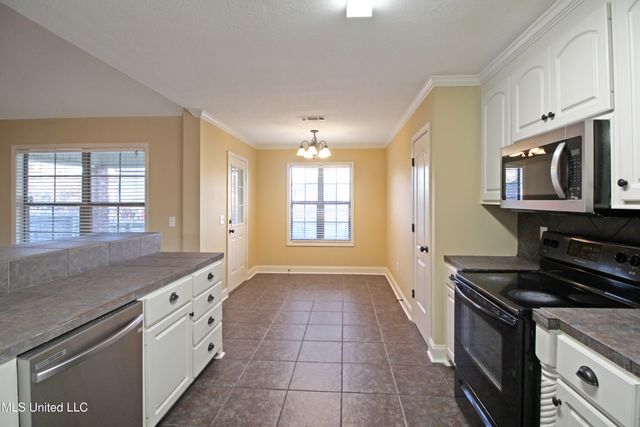 810 Windlass Cove, Brandon, MS 39047