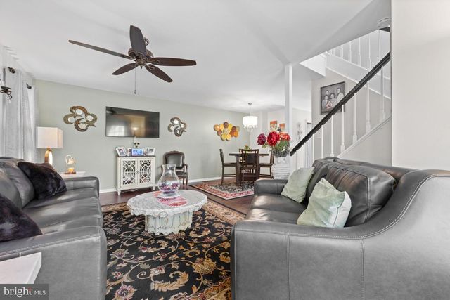 555 CANTERBURY RD, West Norriton, PA 19403