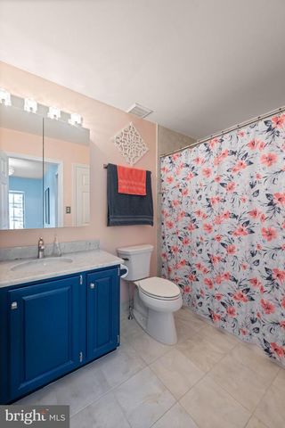555 CANTERBURY RD, West Norriton, PA 19403