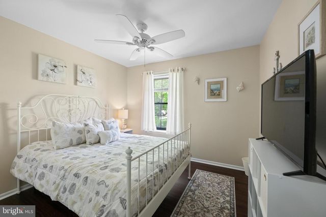 555 CANTERBURY RD, West Norriton, PA 19403