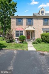 555 CANTERBURY RD, West Norriton, PA 19403