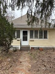 1420 W Walnut Avenue, Independence, MO 64050