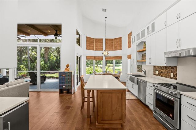 2001 NW Laurel Oak Lane, Palm City, FL 34990