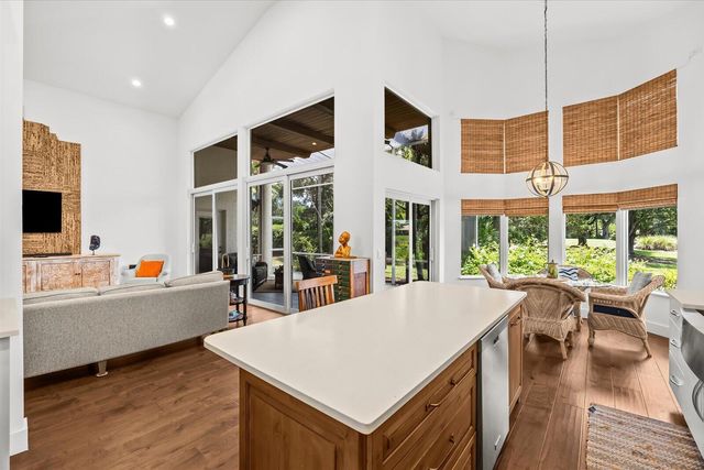 2001 NW Laurel Oak Lane, Palm City, FL 34990