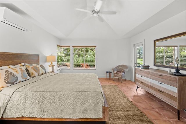 2001 NW Laurel Oak Lane, Palm City, FL 34990