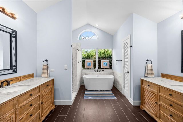 2001 NW Laurel Oak Lane, Palm City, FL 34990