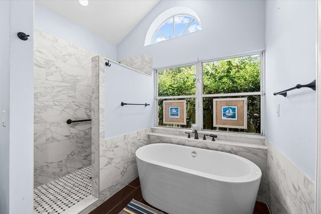 2001 NW Laurel Oak Lane, Palm City, FL 34990