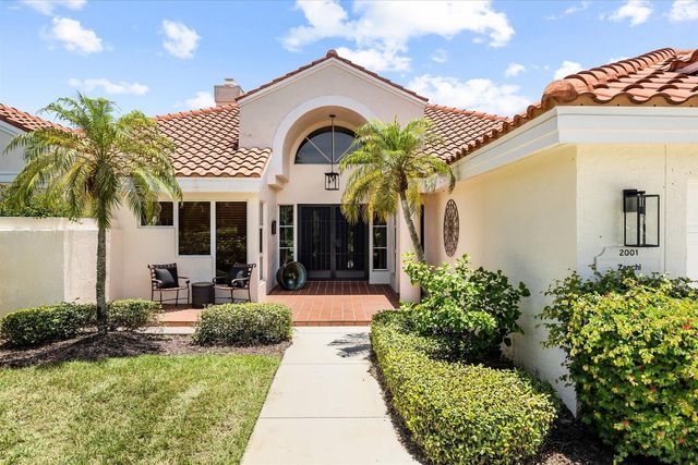 2001 NW Laurel Oak Lane, Palm City, FL 34990