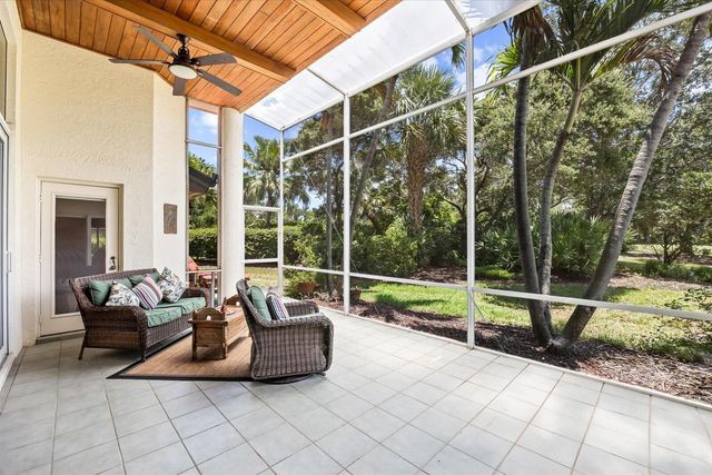 2001 NW Laurel Oak Lane, Palm City, FL 34990