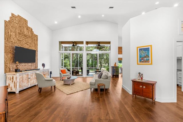 2001 NW Laurel Oak Lane, Palm City, FL 34990