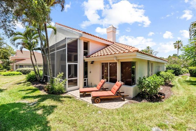 2001 NW Laurel Oak Lane, Palm City, FL 34990