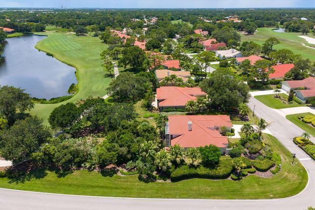 2001 NW Laurel Oak Lane, Palm City, FL 34990