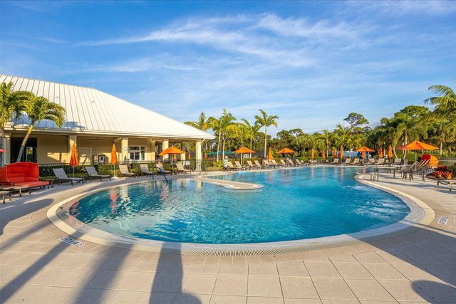 2001 NW Laurel Oak Lane, Palm City, FL 34990