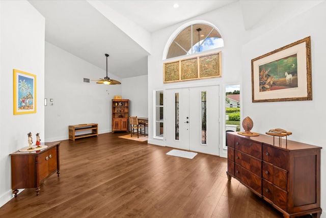 2001 NW Laurel Oak Lane, Palm City, FL 34990
