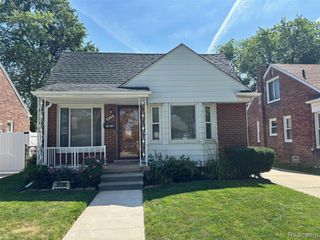 9990 Appleton, Redford, MI 48239