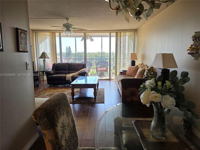 3771 Environ Boulevard 649, Lauderhill, FL 33319
