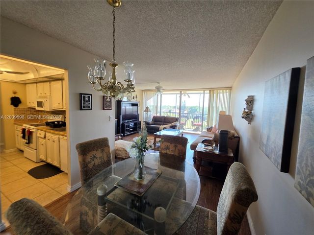 3771 Environ Boulevard 649, Lauderhill, FL 33319