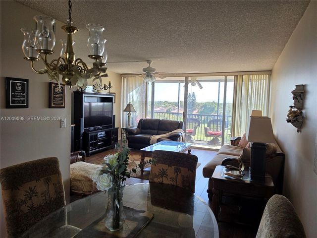 3771 Environ Boulevard 649, Lauderhill, FL 33319
