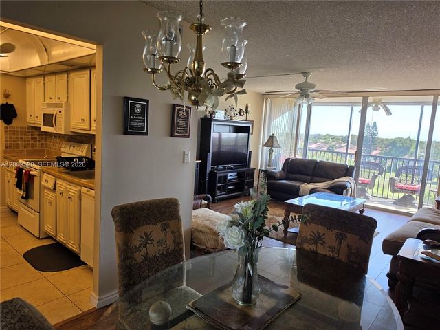 3771 Environ Boulevard 649, Lauderhill, FL 33319