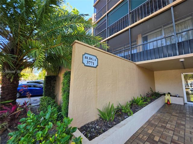 3771 Environ Boulevard 649, Lauderhill, FL 33319